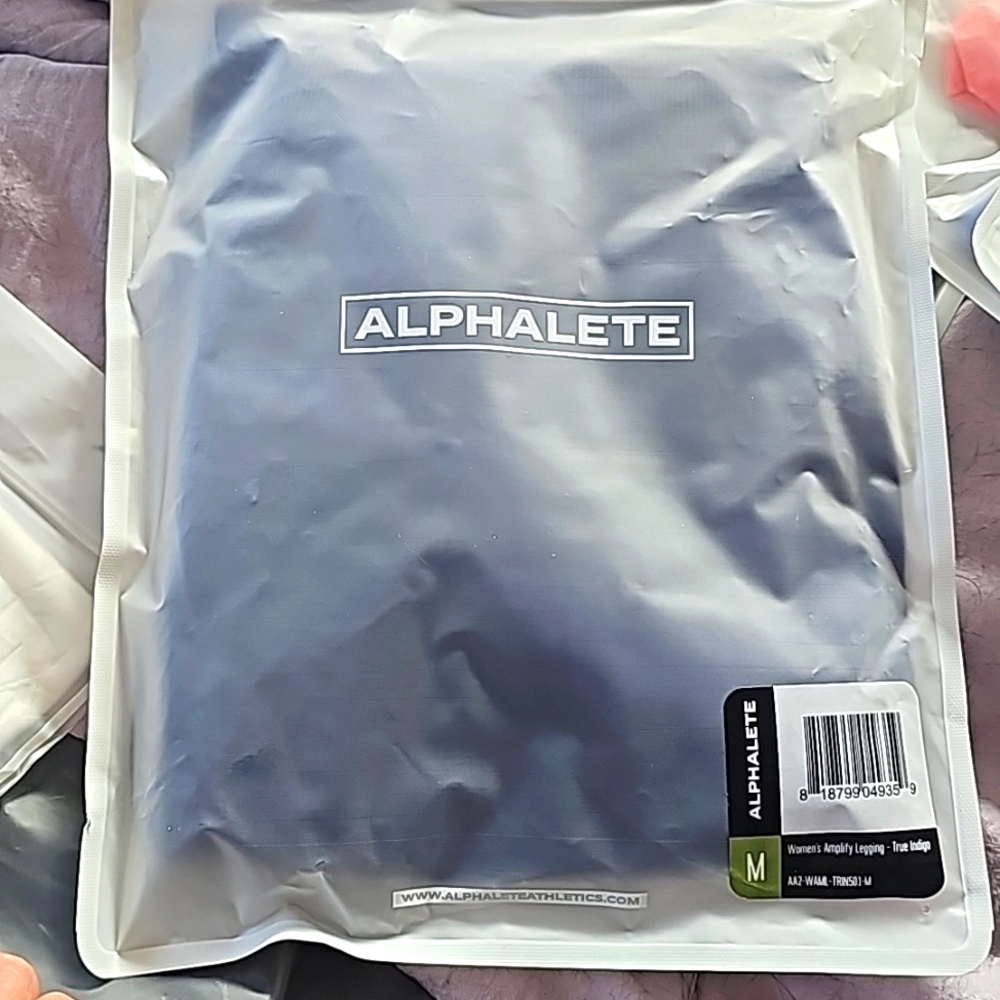NWT - Alphalete amplify leggings